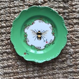 Beautiful Bee Plate